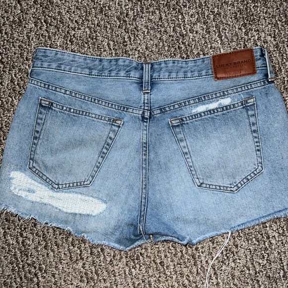 Lucky Brand Mid Rise Shorts - Picture 2 of 8